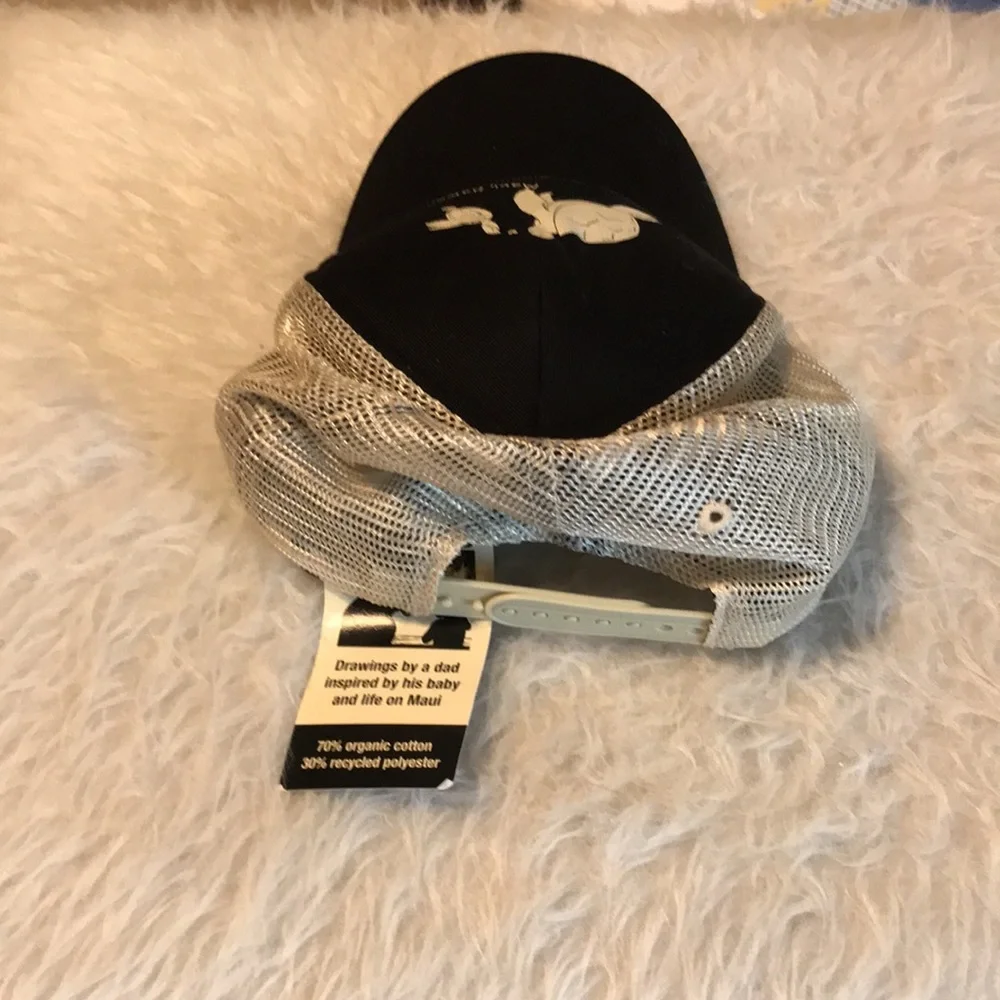 NWT! “Maui, Hawaii” kids hat